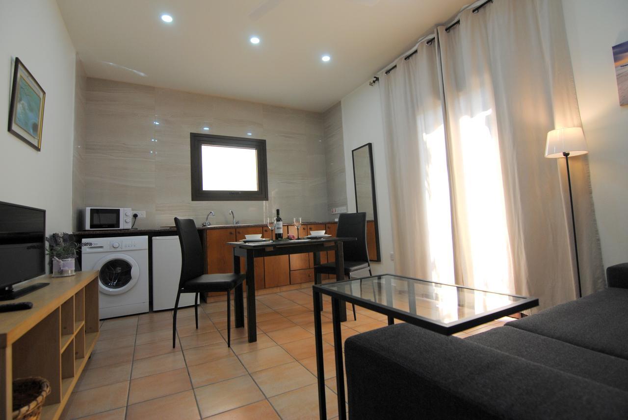 Daire La C Larnaca